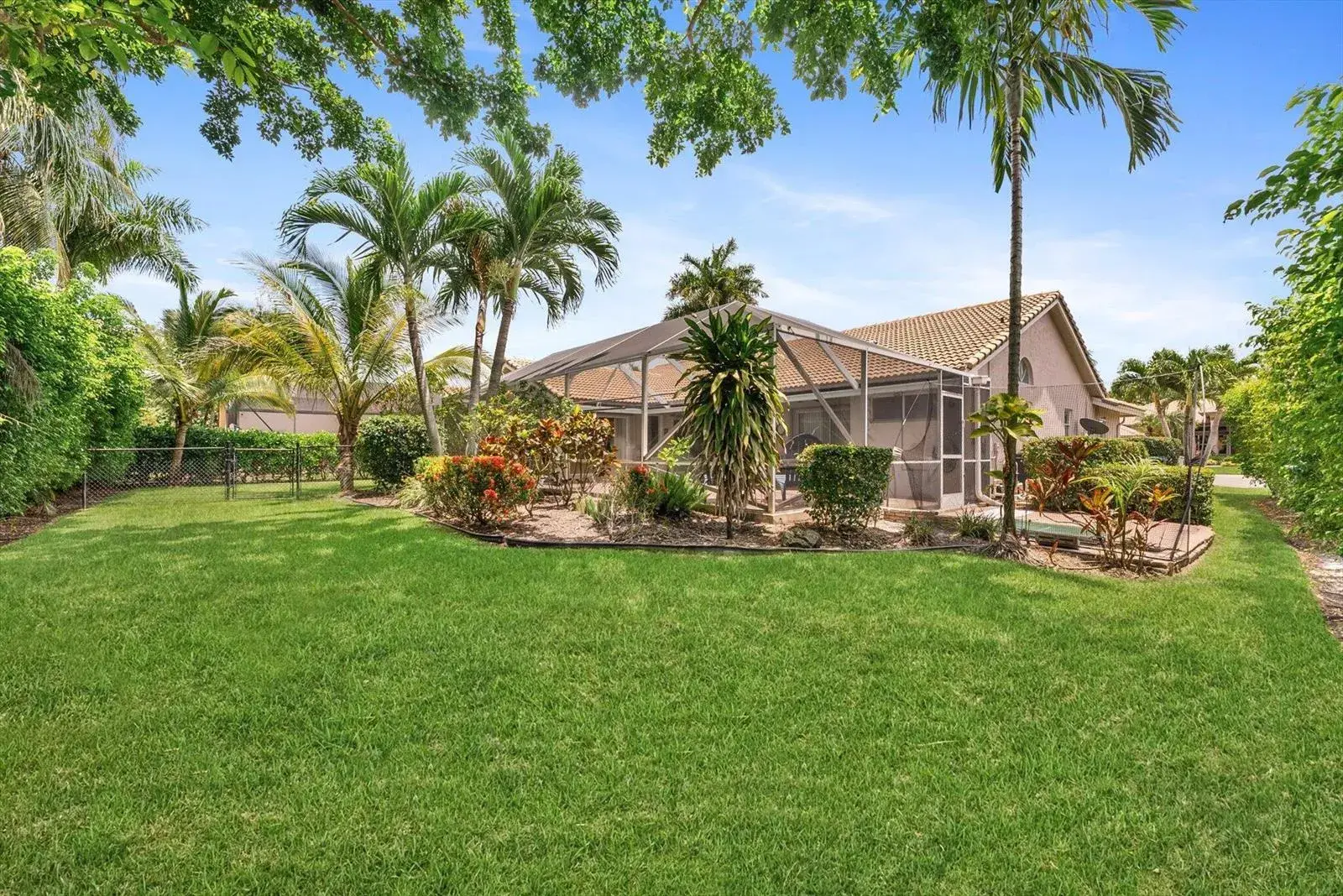 10327 NW 50th Street, Coral Springs FL 33076
