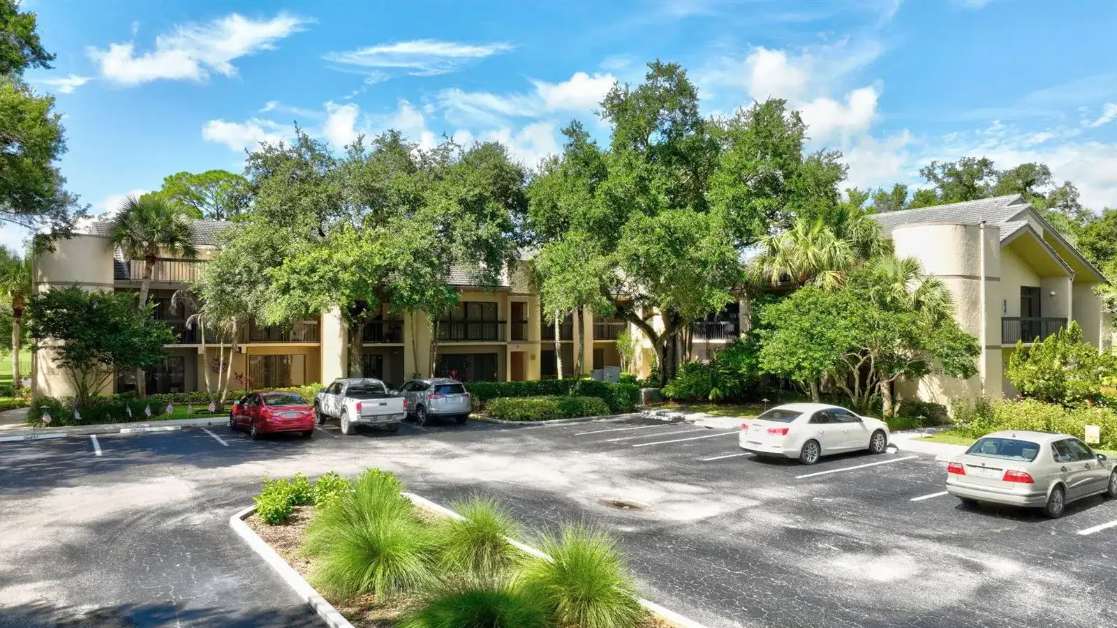 9460 Meadowood Drive # 104, Fort Pierce FL 34951 photo 3