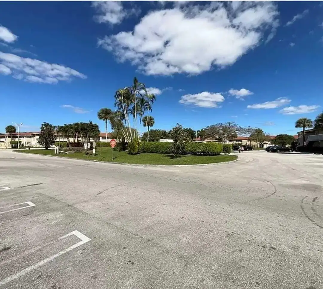 9905 Twin Lakes Drive # g, Coral Springs FL 33071 photo 5