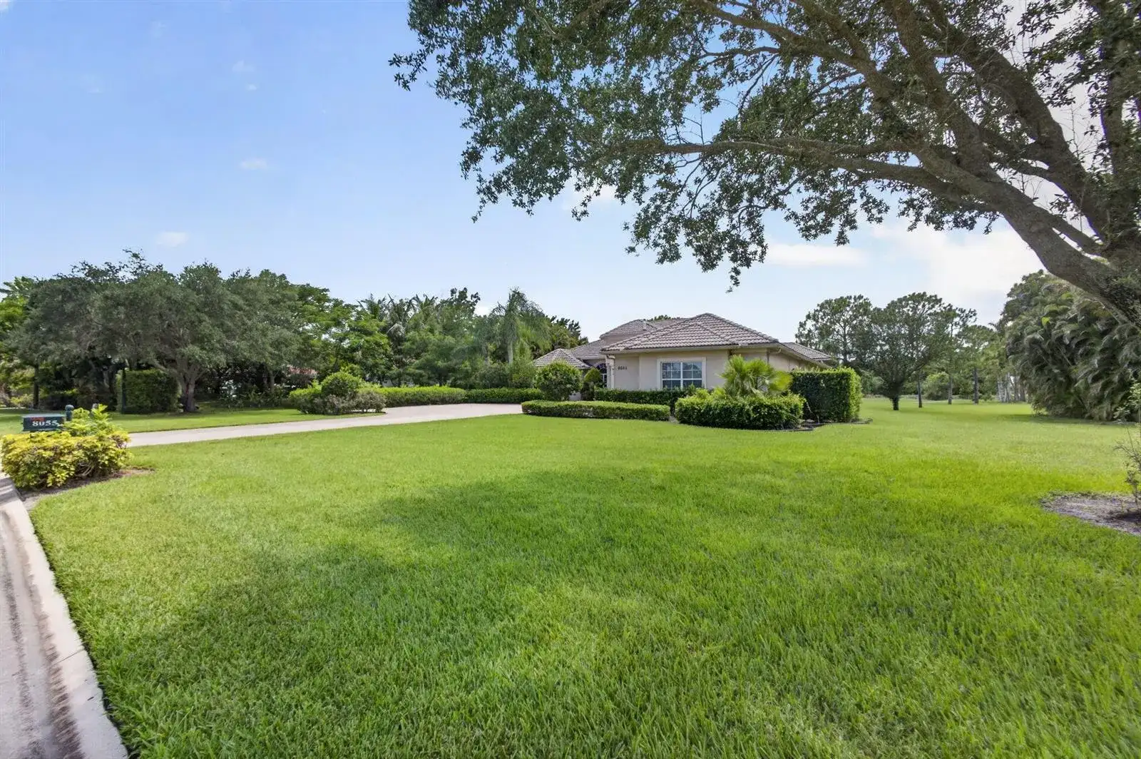 8055 Woodsmuir Drive, West Palm Beach FL 33412 photo 3