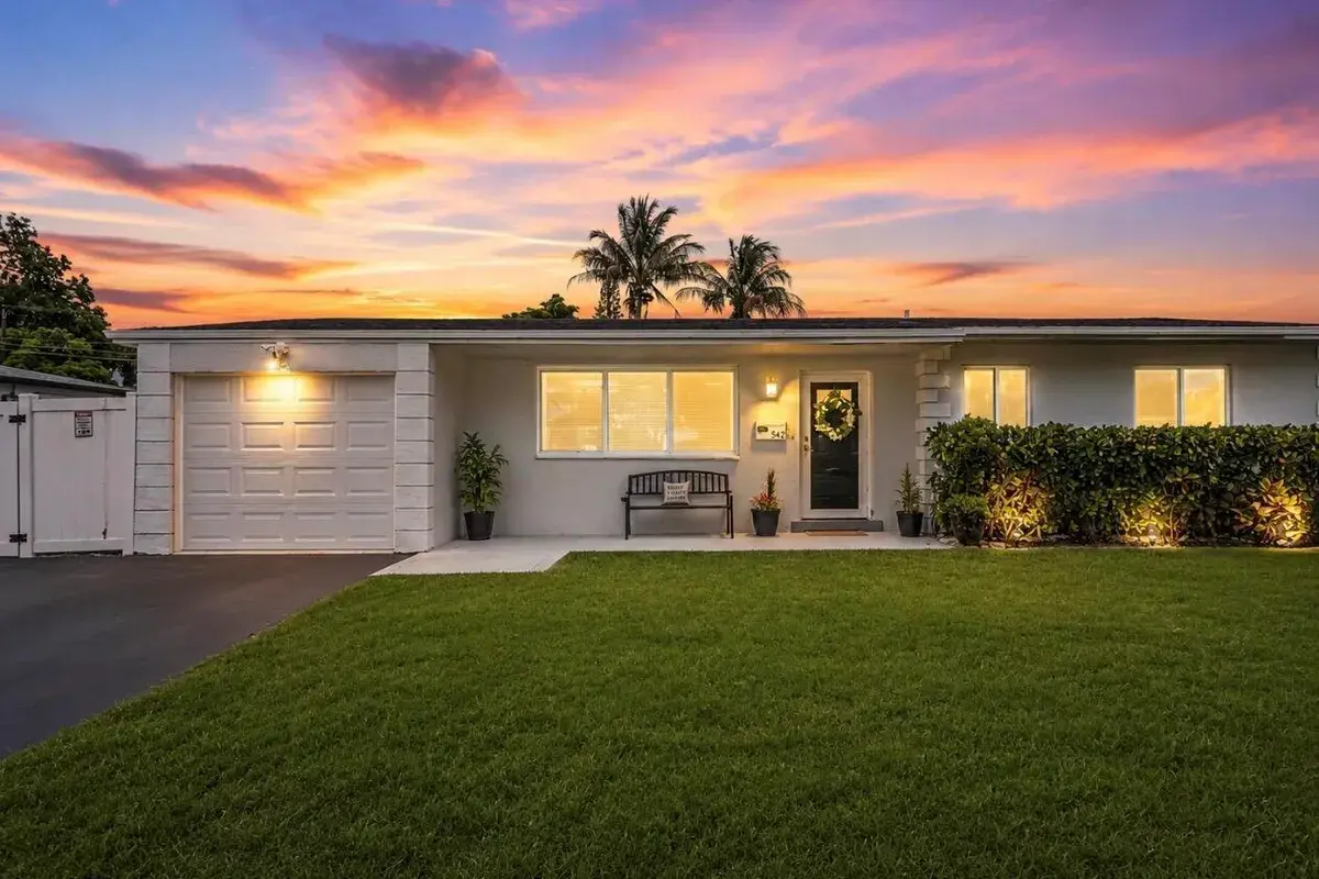 542 NW 47th Avenue, Plantation FL 33317