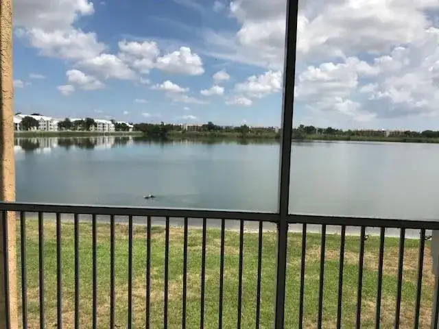 2647 NW 33rd Street # 2310, Oakland Park FL 33309 photo 4