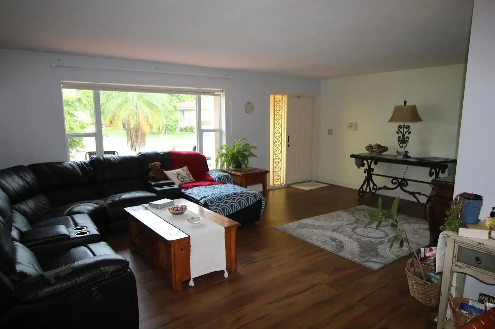 4914 NW 49th Road, Tamarac FL 33319 photo 3