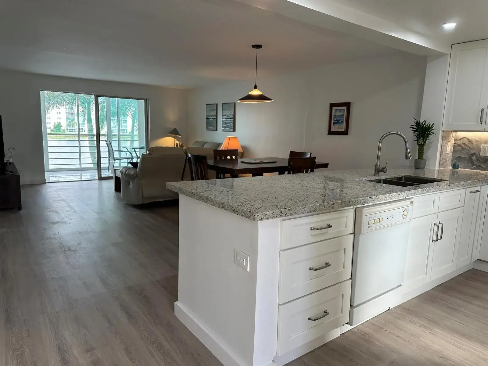 141 SE 3rd Avenue # 203, Dania Beach FL 33004 photo 2