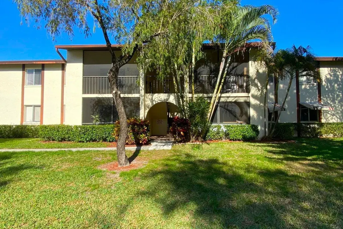 4835 Sable Pine Circle # A2, West Palm Beach FL 33417