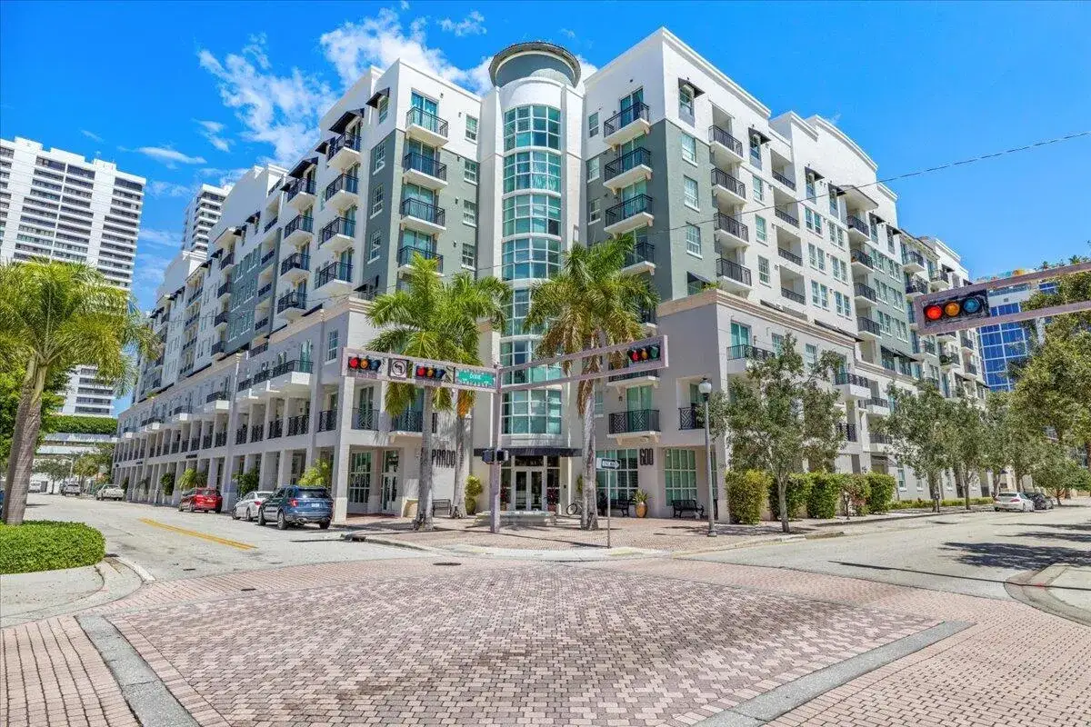 600 S Dixie Highway # 825, West Palm Beach FL 33401