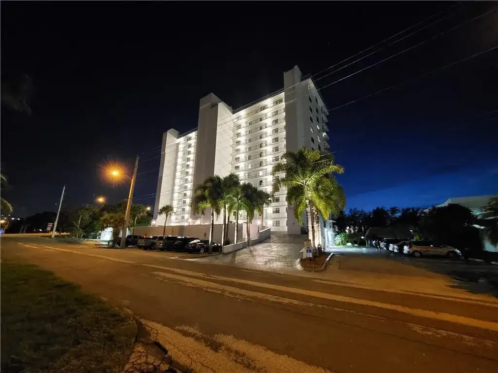 1401 N Riverside Drive N # 807, Pompano Beach FL 33062 photo 2