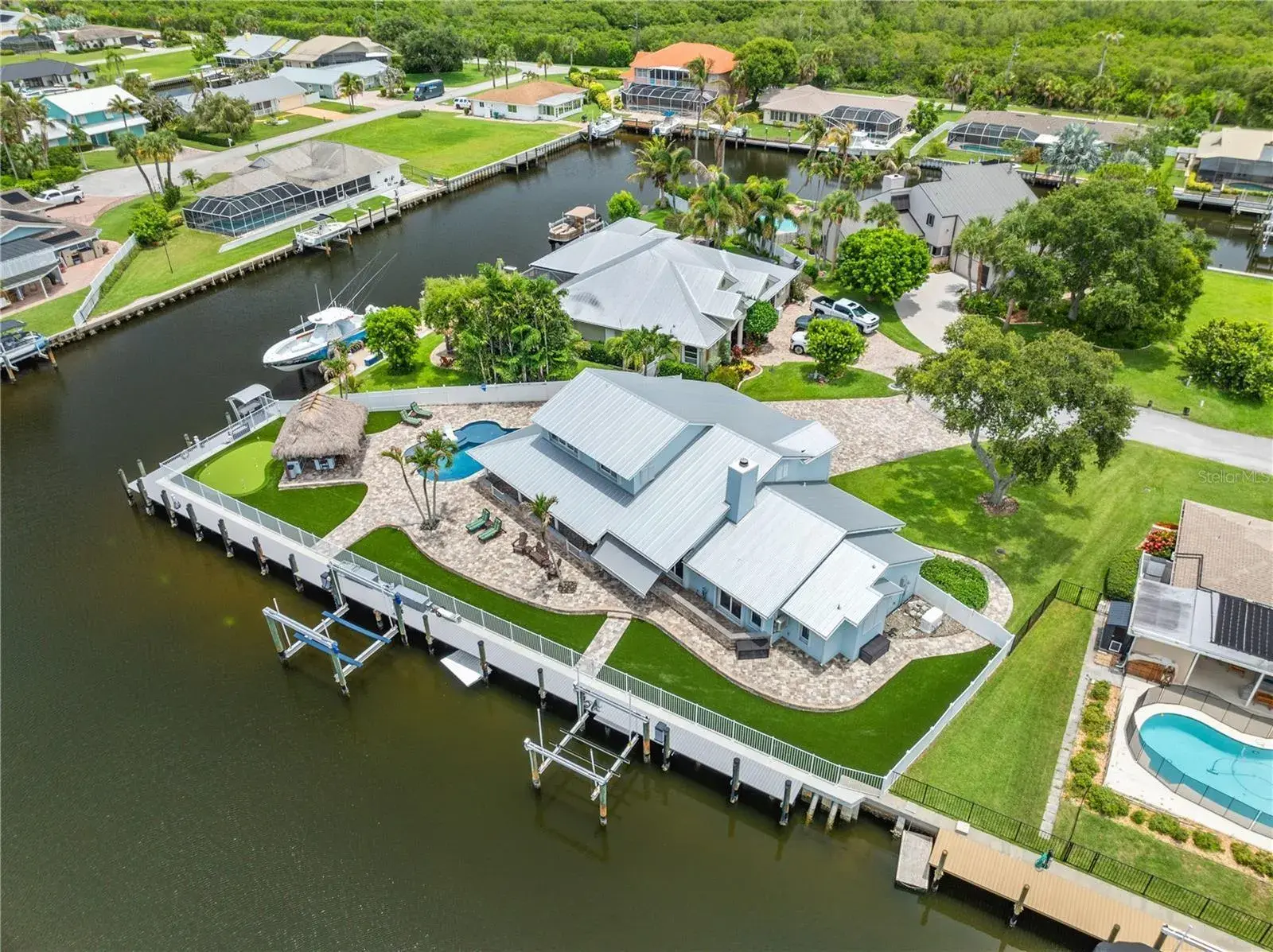 123 Queen Ann Court, Hutchinson Island FL 34949