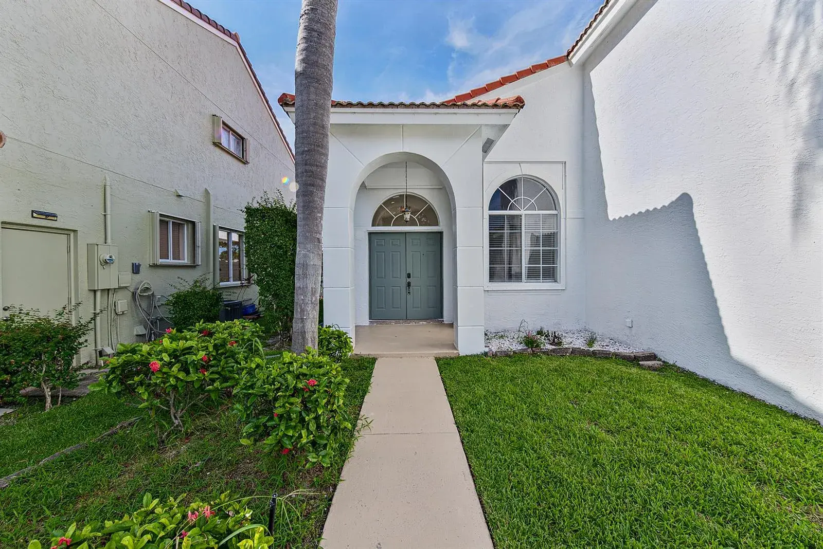 4583 NW 7th Place, Deerfield Beach FL 33442