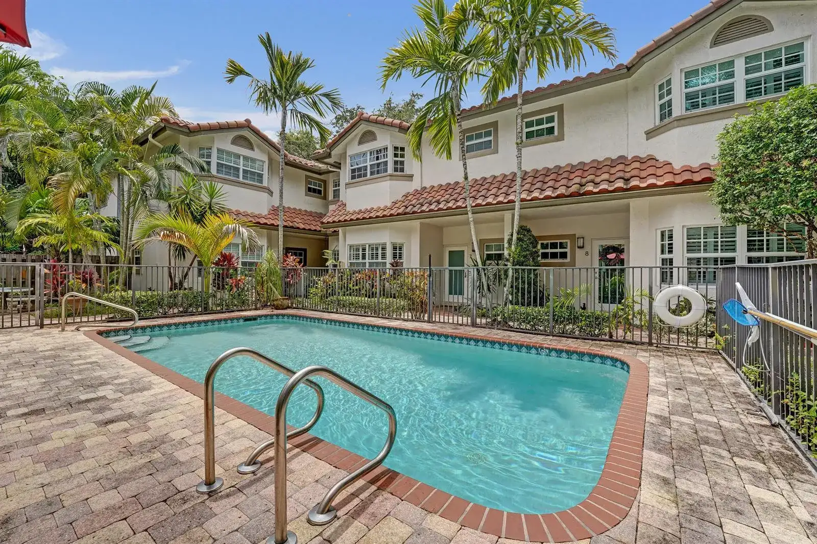 620 NE 9th Avenue # 6, Fort Lauderdale FL 33304 photo 3