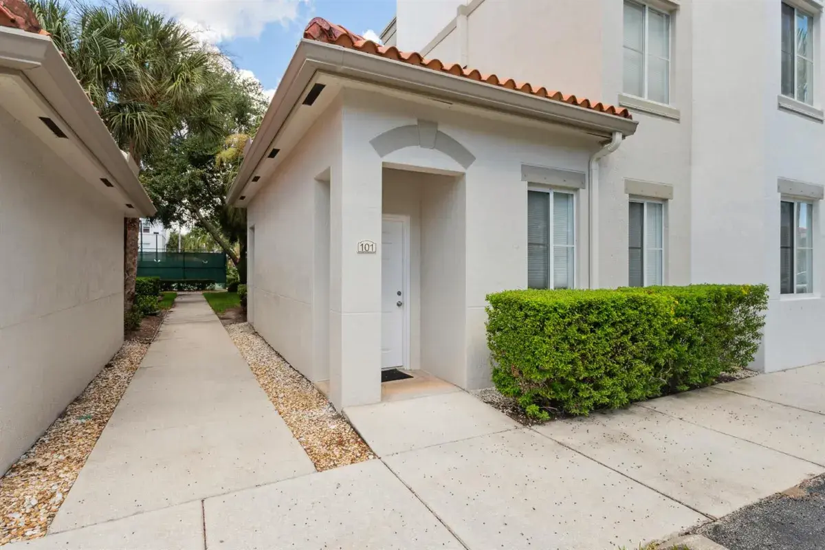 11022 Legacy Drive # 101, Palm Beach Gardens FL 33410