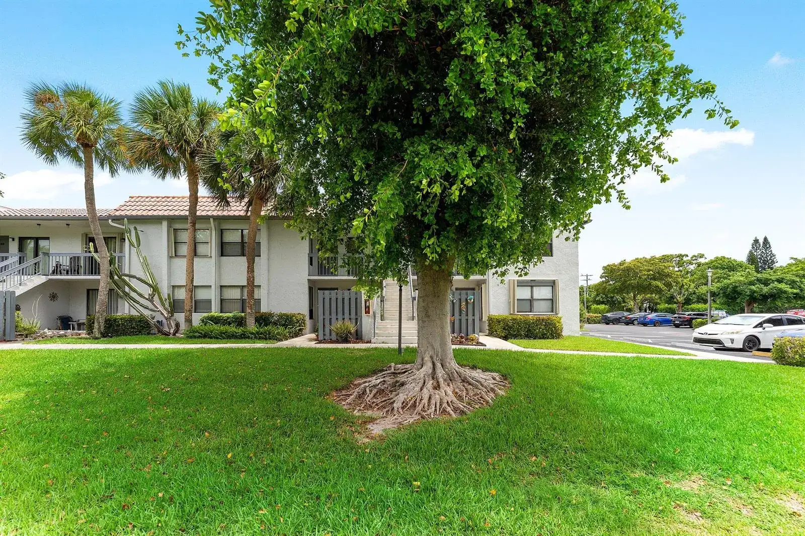 105 Tropic Isle Drive Apt 22d, Delray Beach FL 33483 photo 2