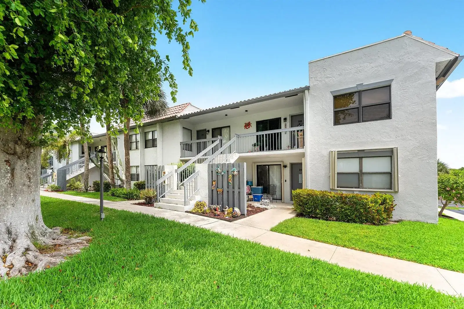 105 Tropic Isle Drive Apt 22d, Delray Beach FL 33483 photo 3