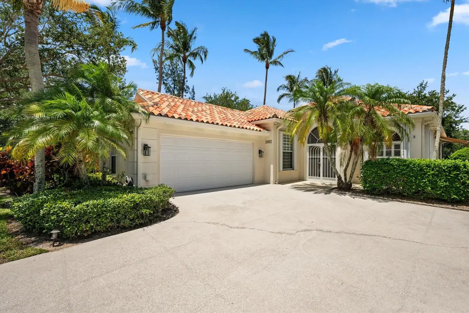 2862 Irma Lake Drive, West Palm Beach FL 33411 photo 2