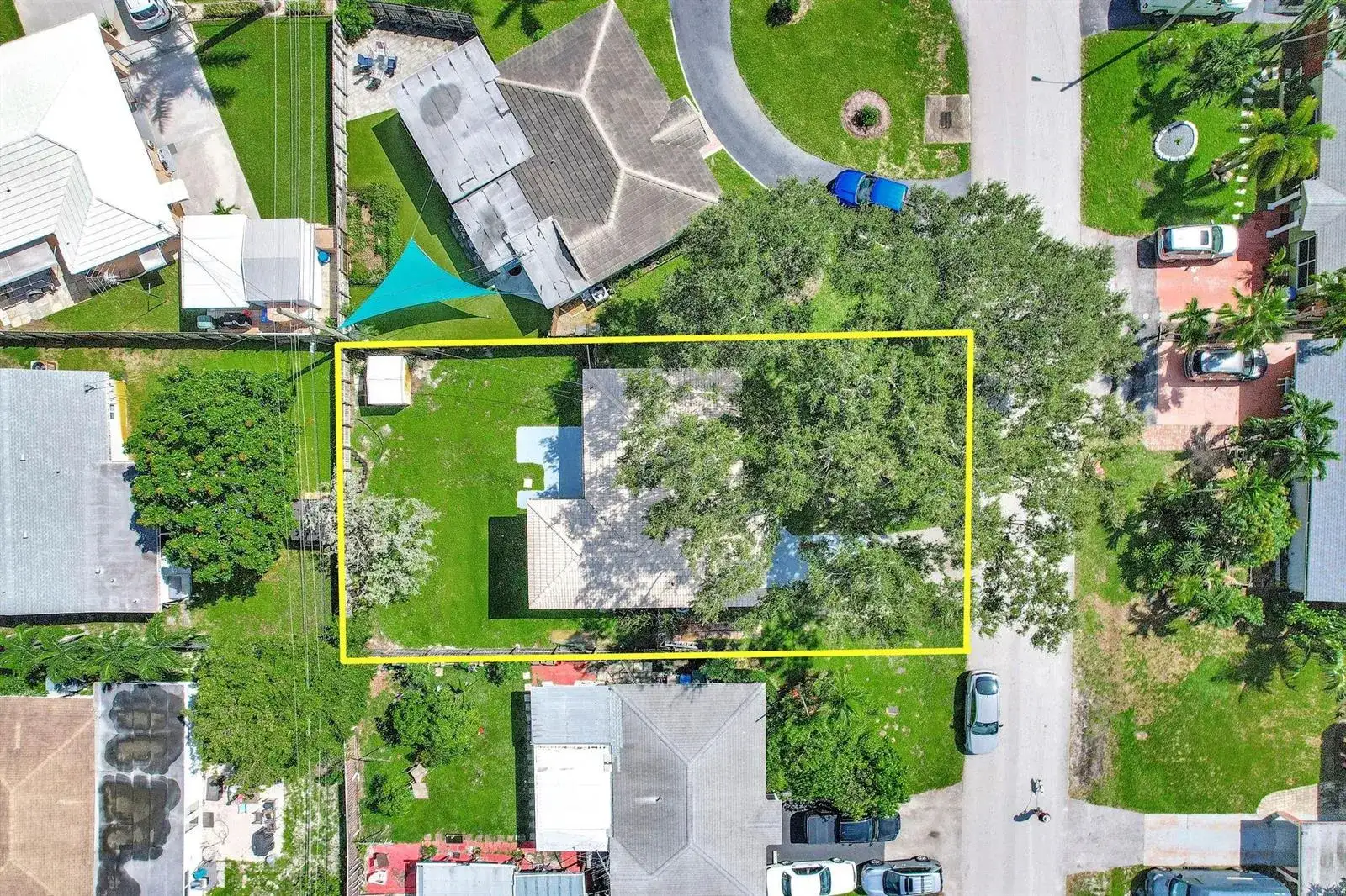 261 NE 45th Street, Oakland Park FL 33334 photo 2