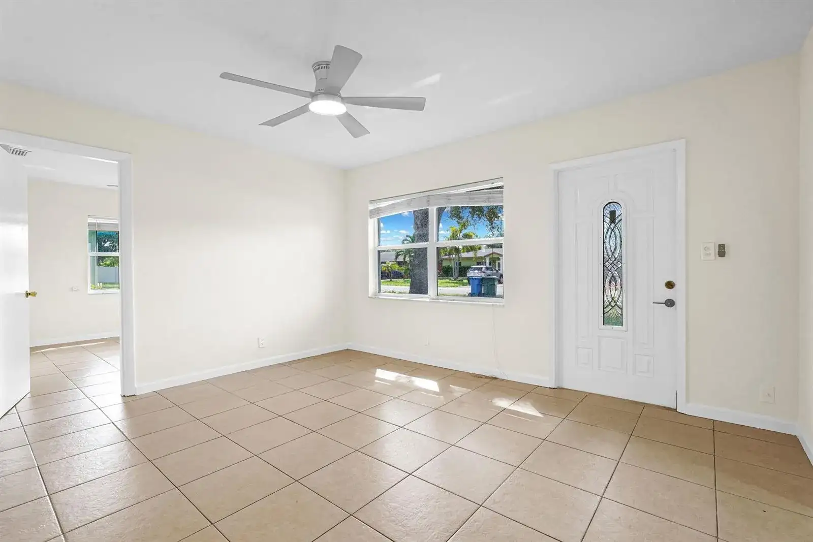 261 NE 45th Street, Oakland Park FL 33334 photo 5