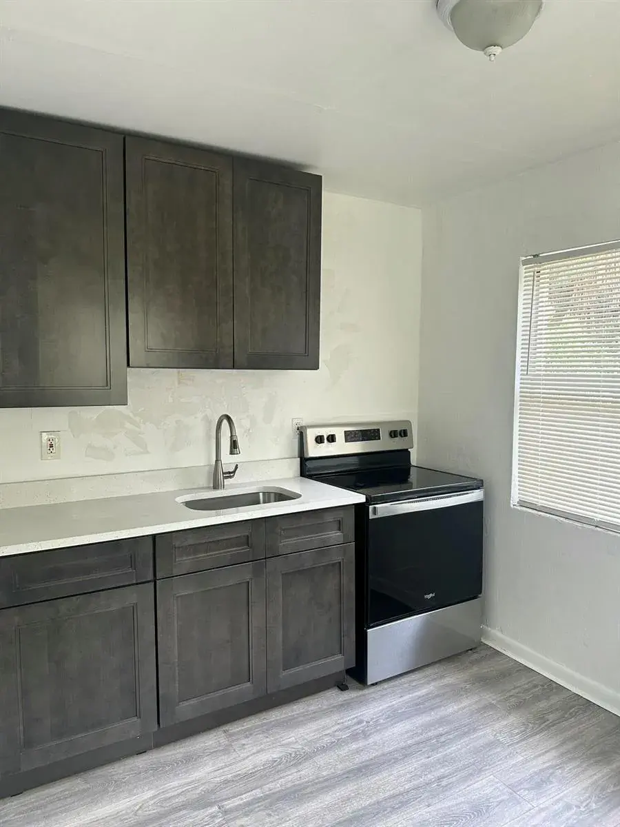 815 4th Street # 4, West Palm Beach FL 33401