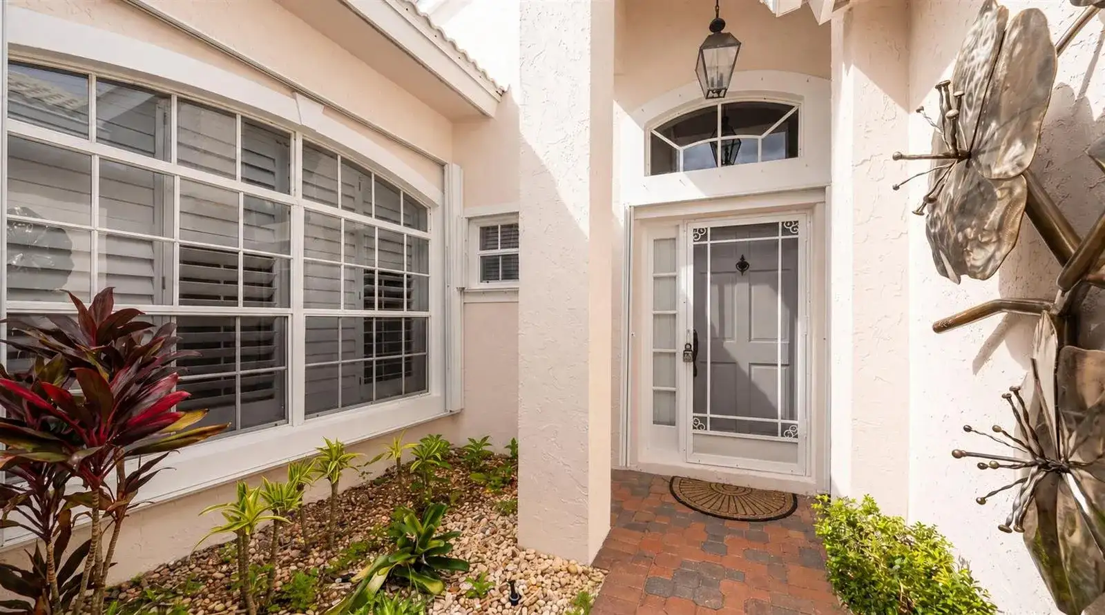 3878 N Longview Drive, Jupiter FL 33477 photo 2
