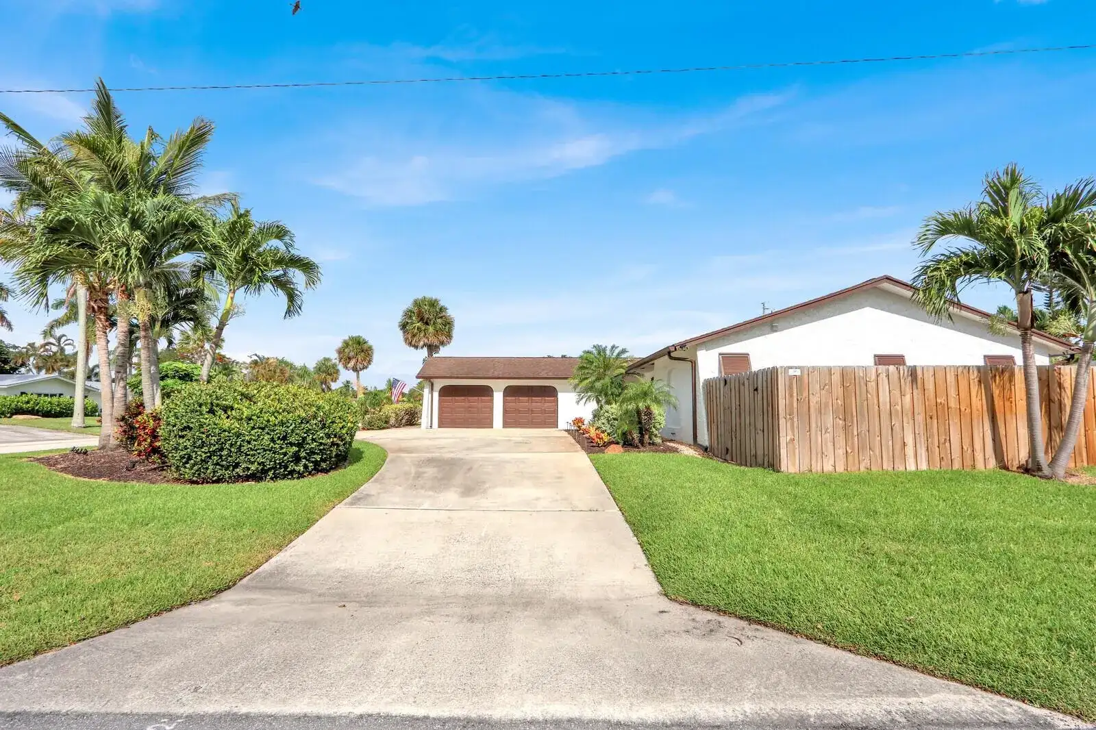 3739 Lighthouse Drive, Palm Beach Gardens FL 33410 photo 2