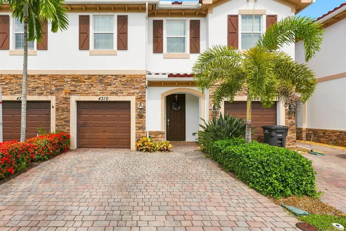 4310 Chalmers Lane, West Palm Beach FL 33417