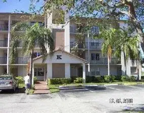 1300 SW 125th Avenue # 402k, Pembroke Pines FL 33027 photo 3