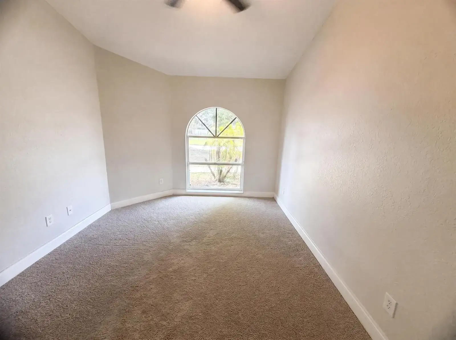 711 SE Celtic Avenue, Port St. Lucie FL 34983 photo 4