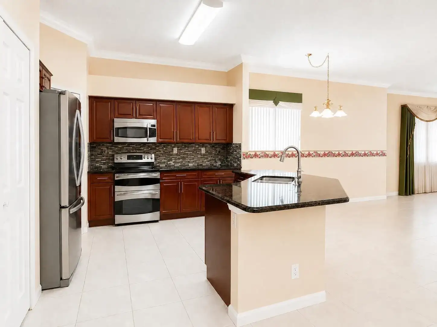 7651 Normande Court, Margate FL 33063 photo 5