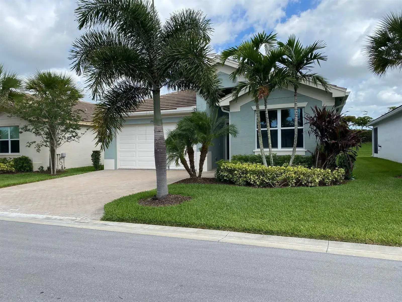 12049 SW Jasper Lake Way, Port St. Lucie FL 34987