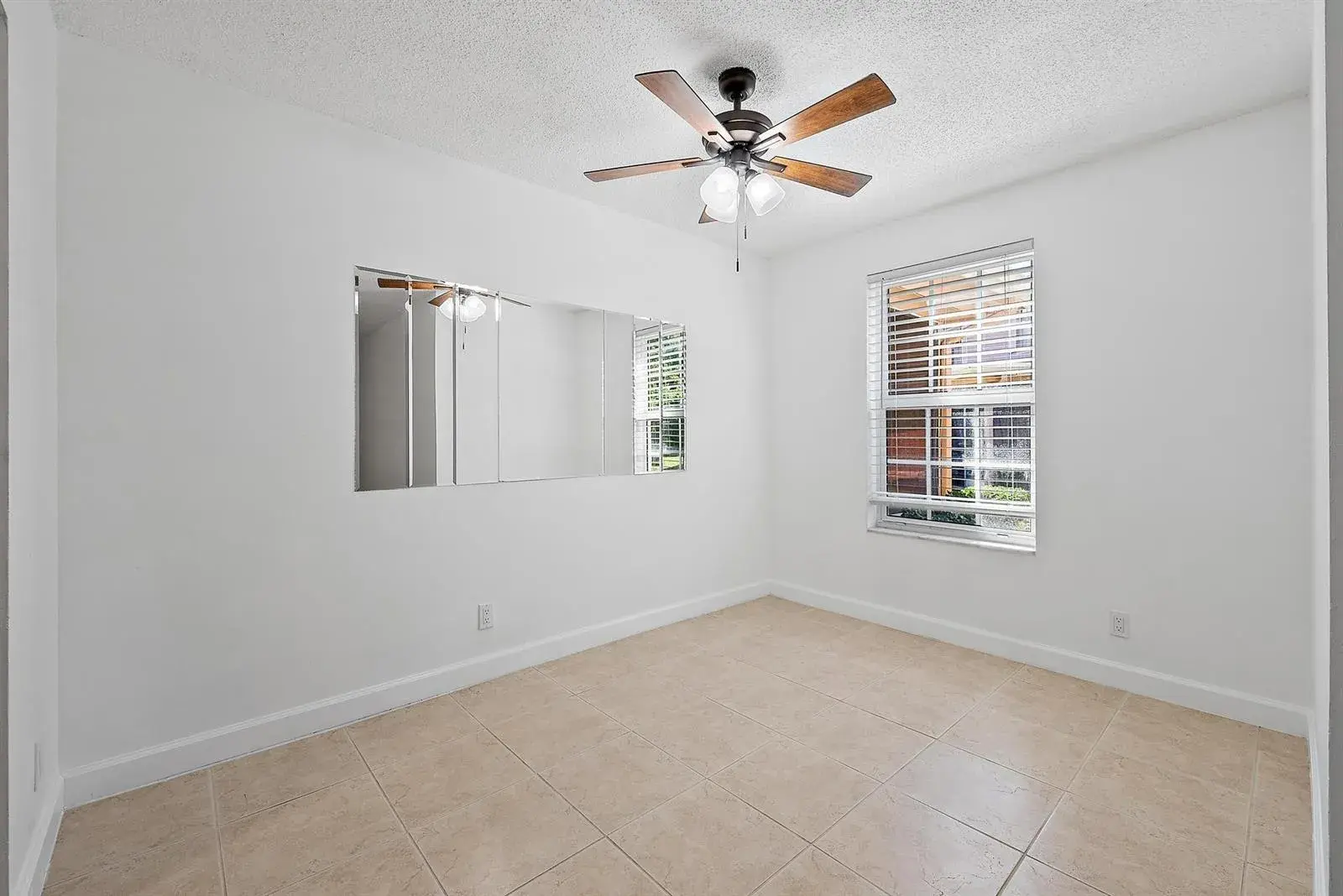12416 Alternate A1a # P7, Palm Beach Gardens FL 33410