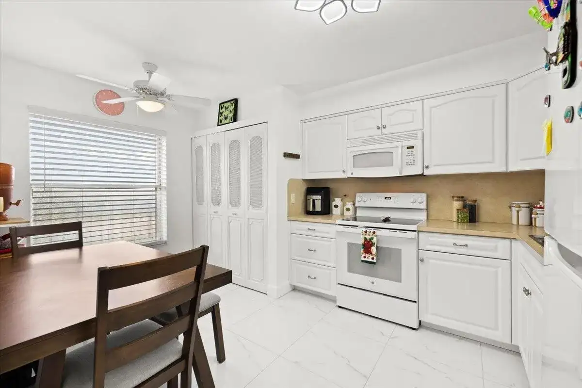 4550 NW 18th Avenue # 406, Deerfield Beach FL 33064 photo 4