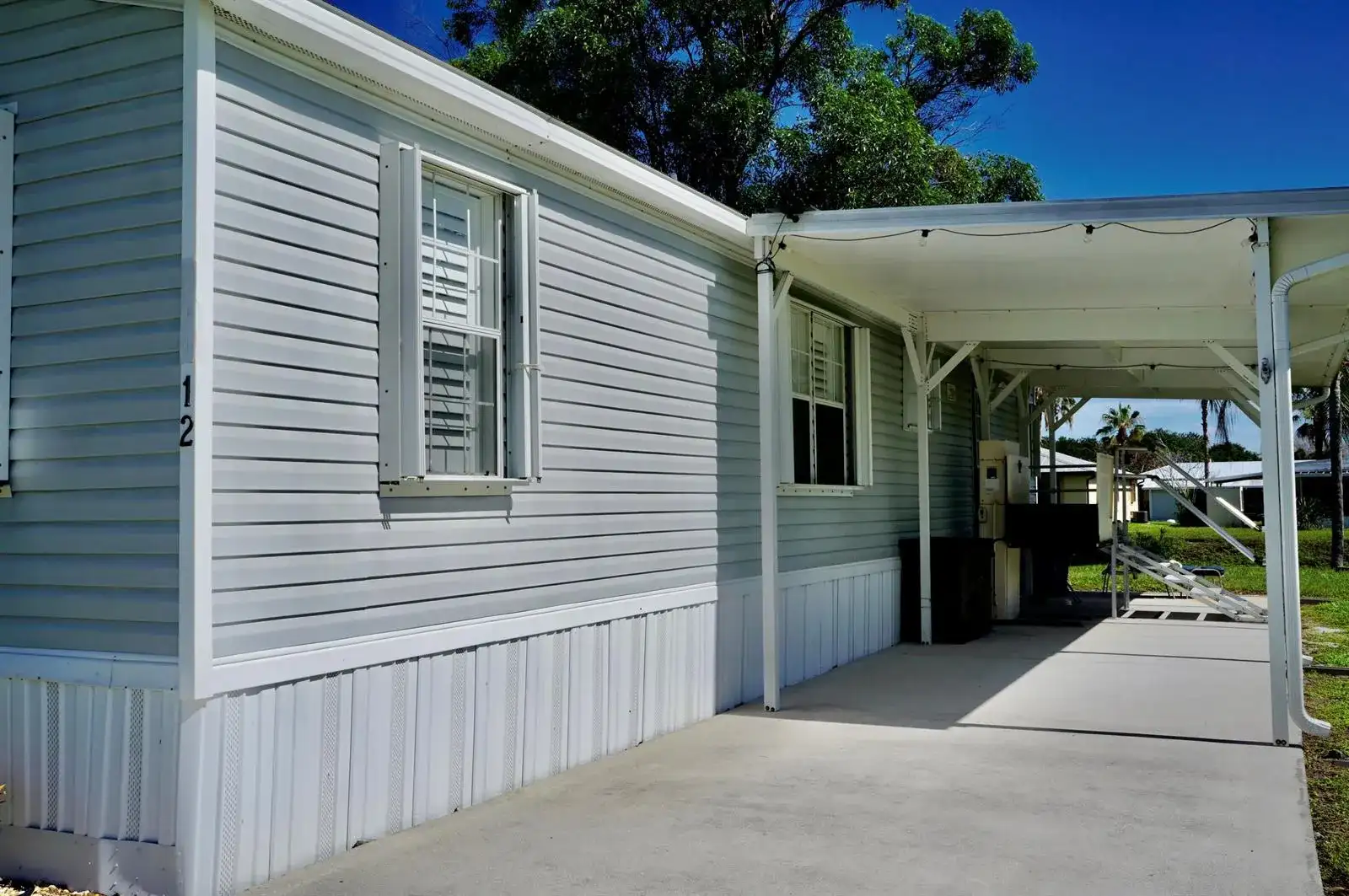12 SE Spanish Way, Port St. Lucie FL 34952 photo 2