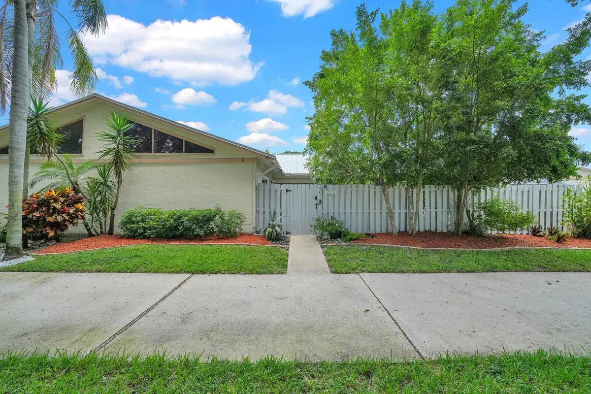 8850 Ranta Court # D, Boynton Beach FL 33436