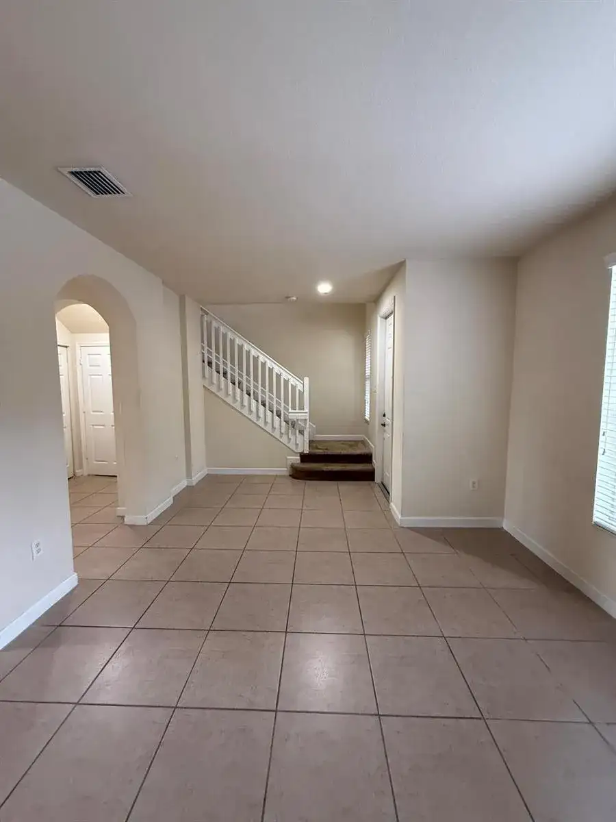 17093 SW 93rd Street, Miami FL 33196 photo 2