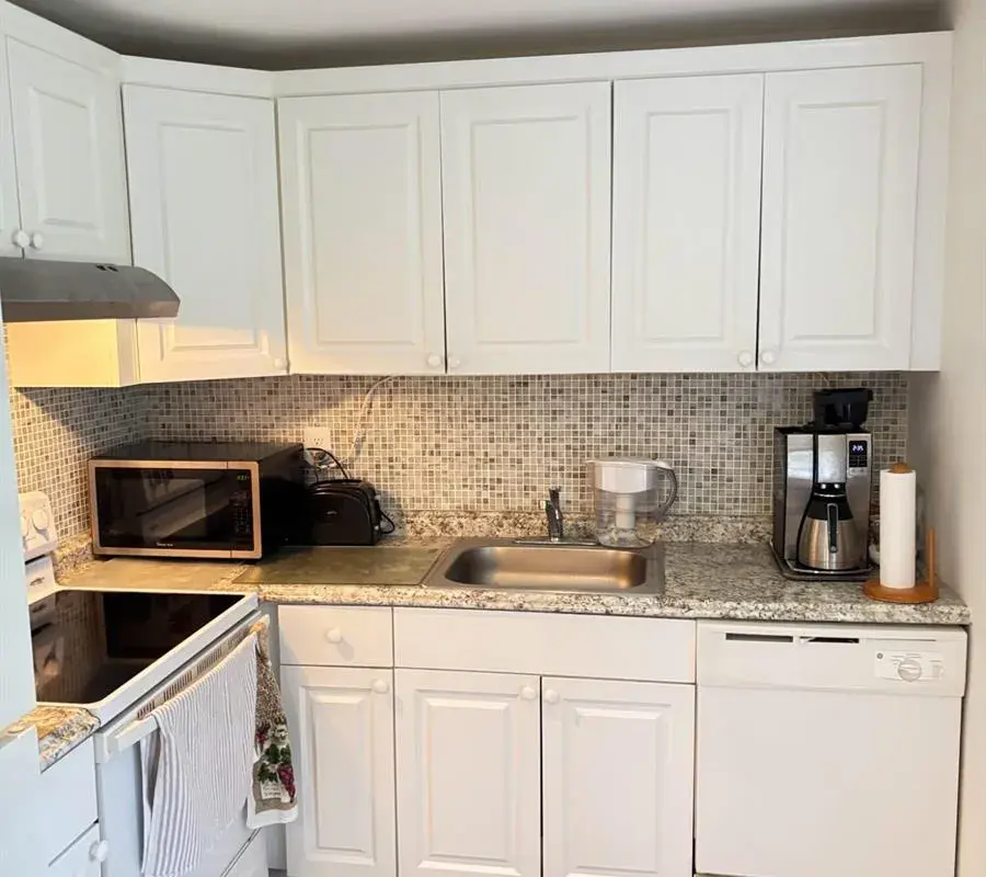 310 Piedmont G, Delray Beach FL 33484