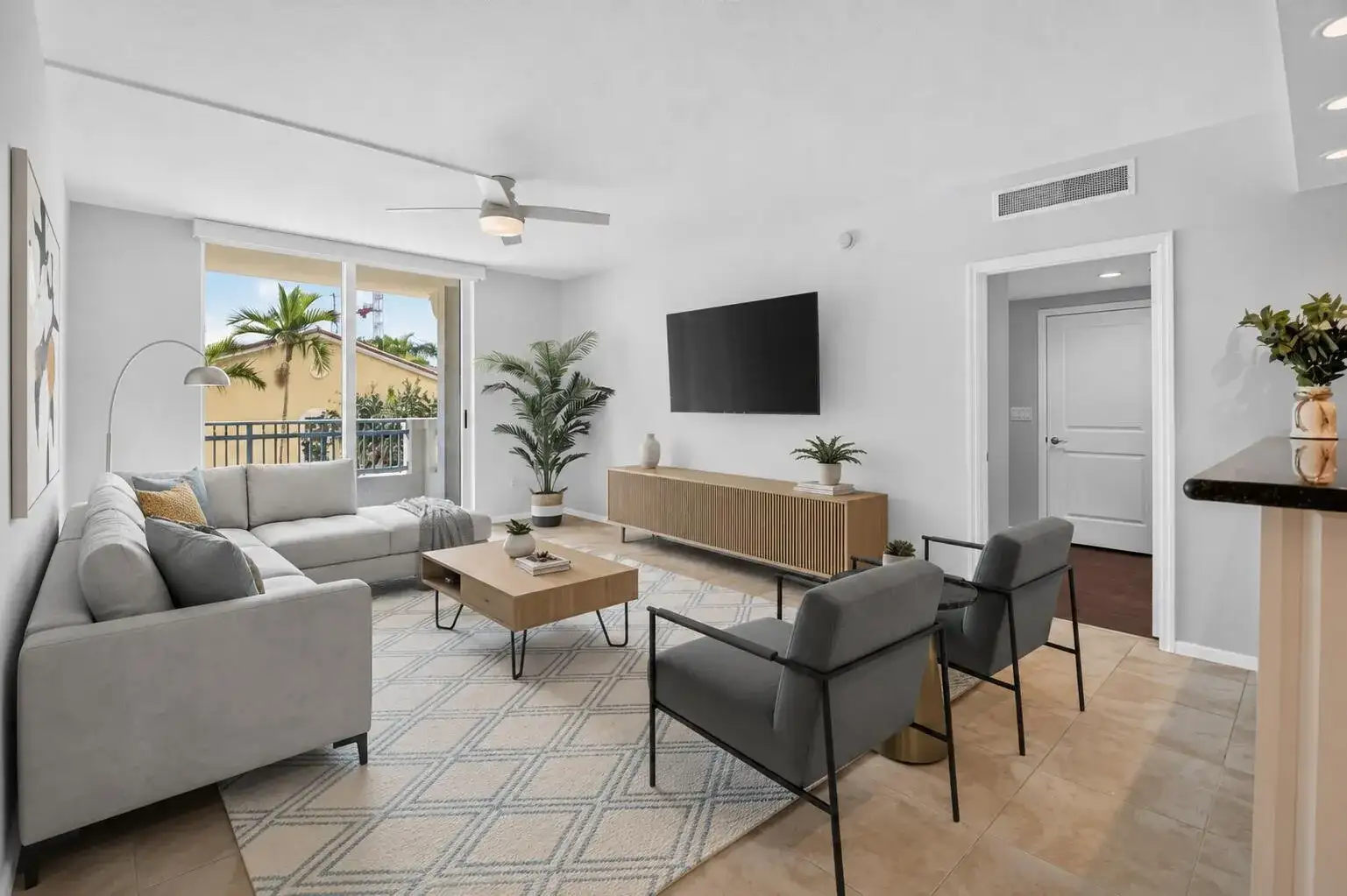403 S Sapodilla Avenue # 307, West Palm Beach FL 33401 photo 3
