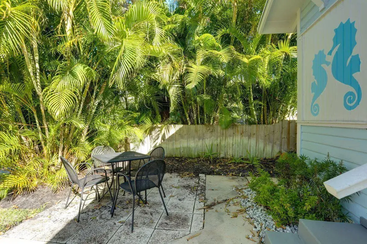 216 S M Street Unit 2, FL 33460