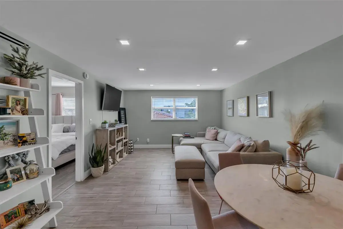 611 NE 14th Avenue # 306, Fort Lauderdale FL 33304