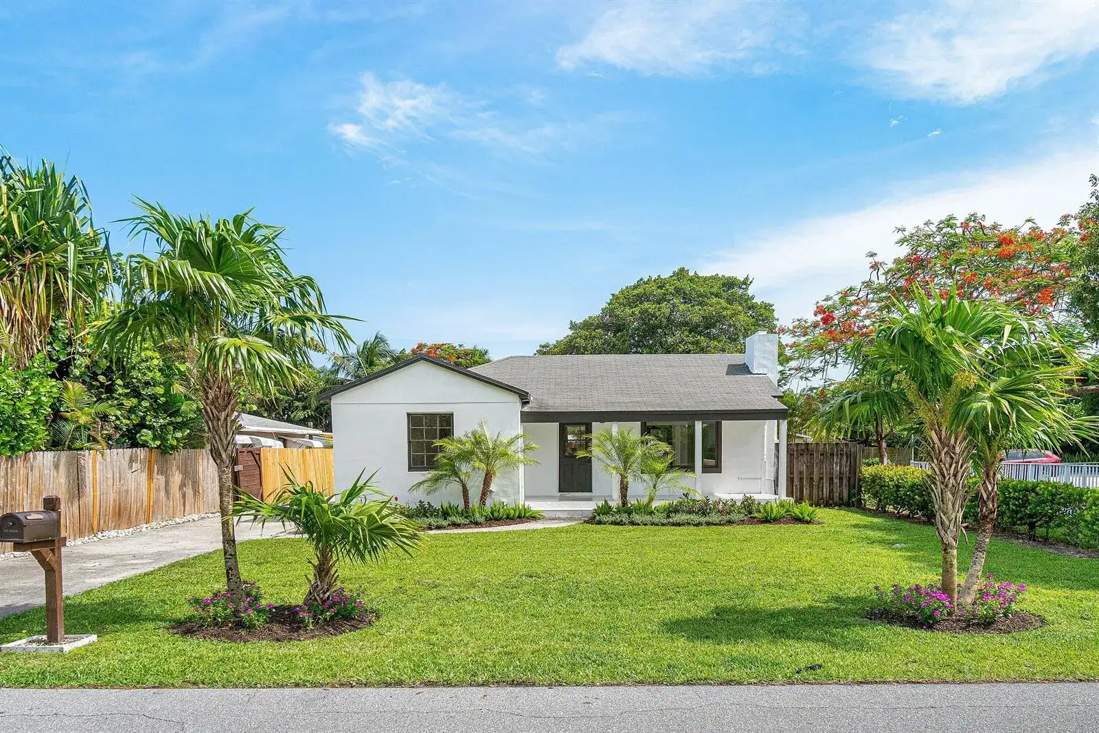 246 NE 13th Street, Delray Beach FL 33444 photo 3
