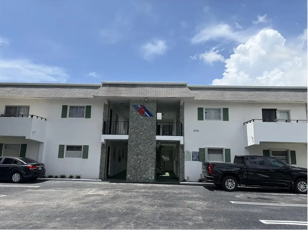 320 SW 1st Street # 4, Pompano Beach FL 33060