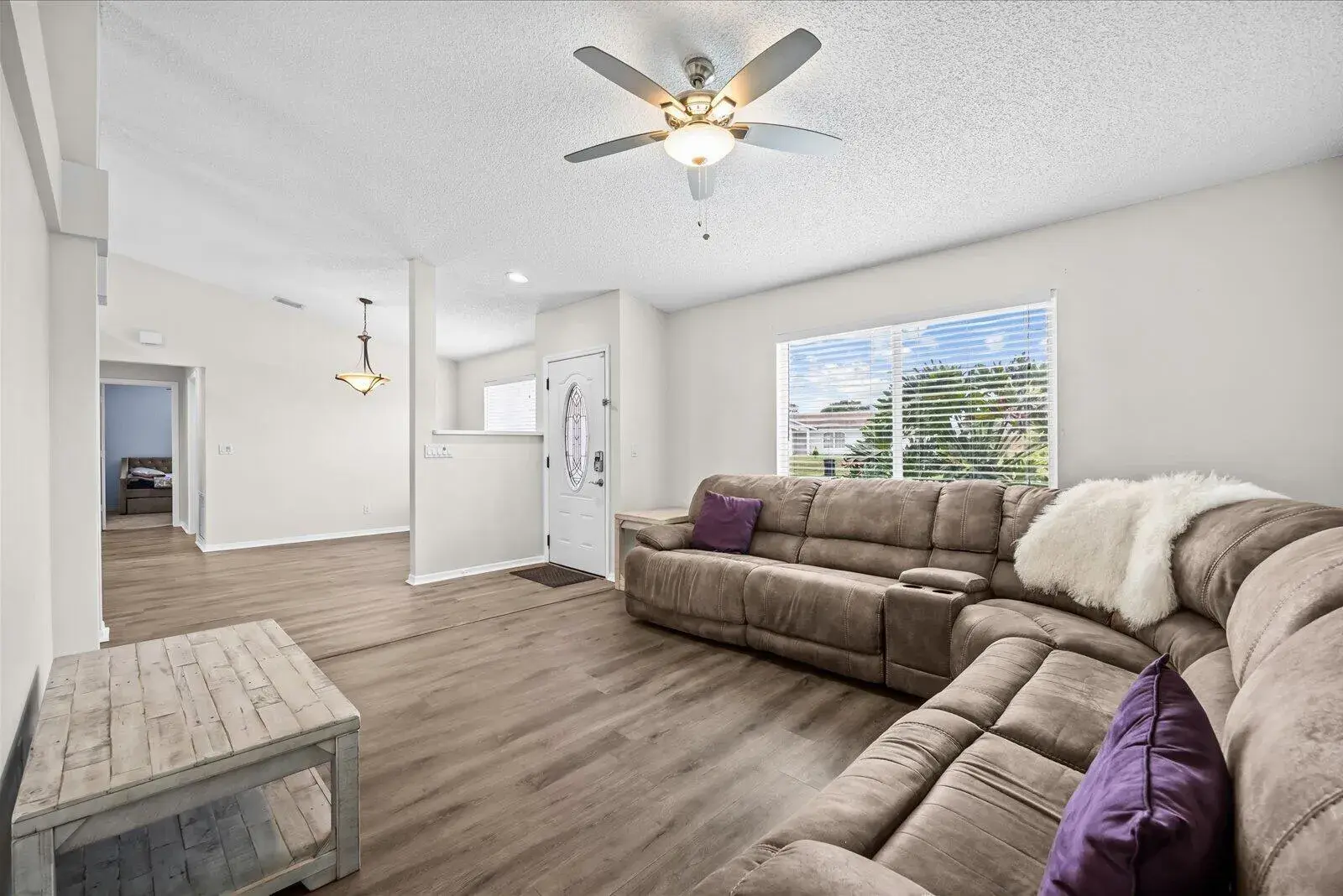 697 SW Jeanne Avenue, Port St. Lucie FL 34953