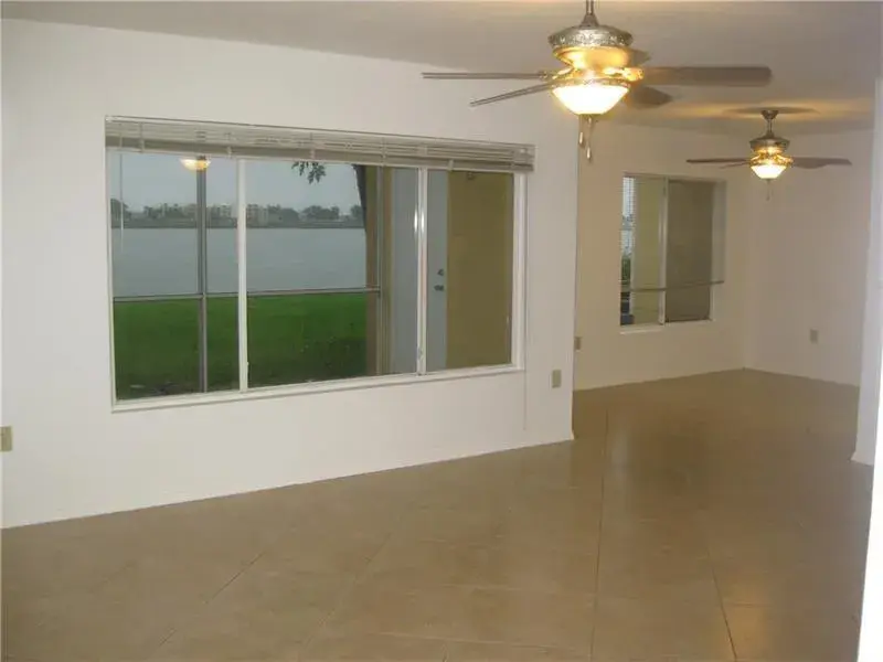 2647 NW 33rd Street # 2305, Oakland Park FL 33309
