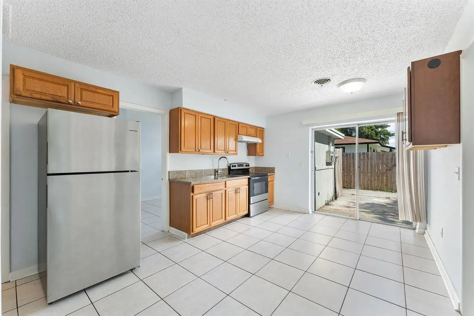 3194 Prince Drive, FL 33461 photo 2
