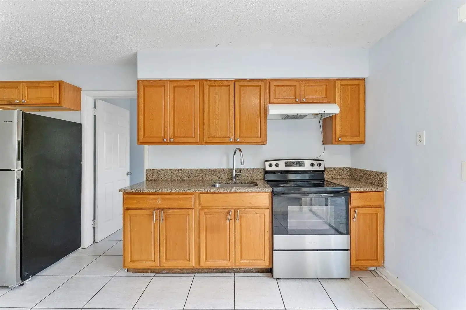 3194 Prince Drive, FL 33461 photo 3
