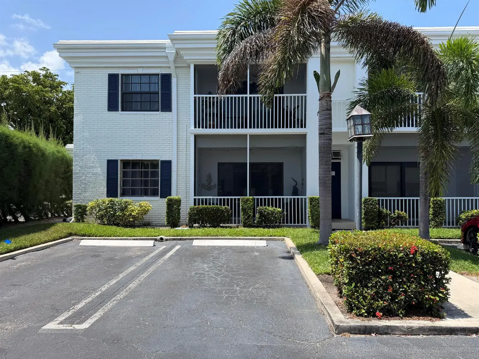 180 Cypress Club Drive # 815, Pompano Beach FL 33060