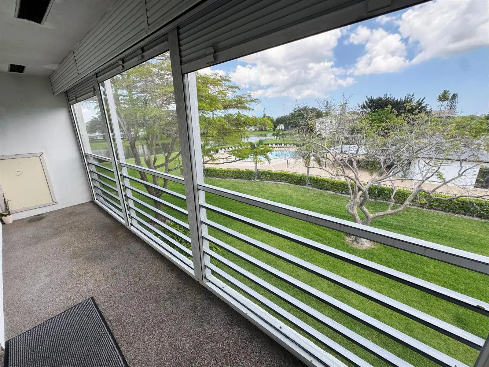 125 Dorset C, Boca Raton FL 33434 photo 2