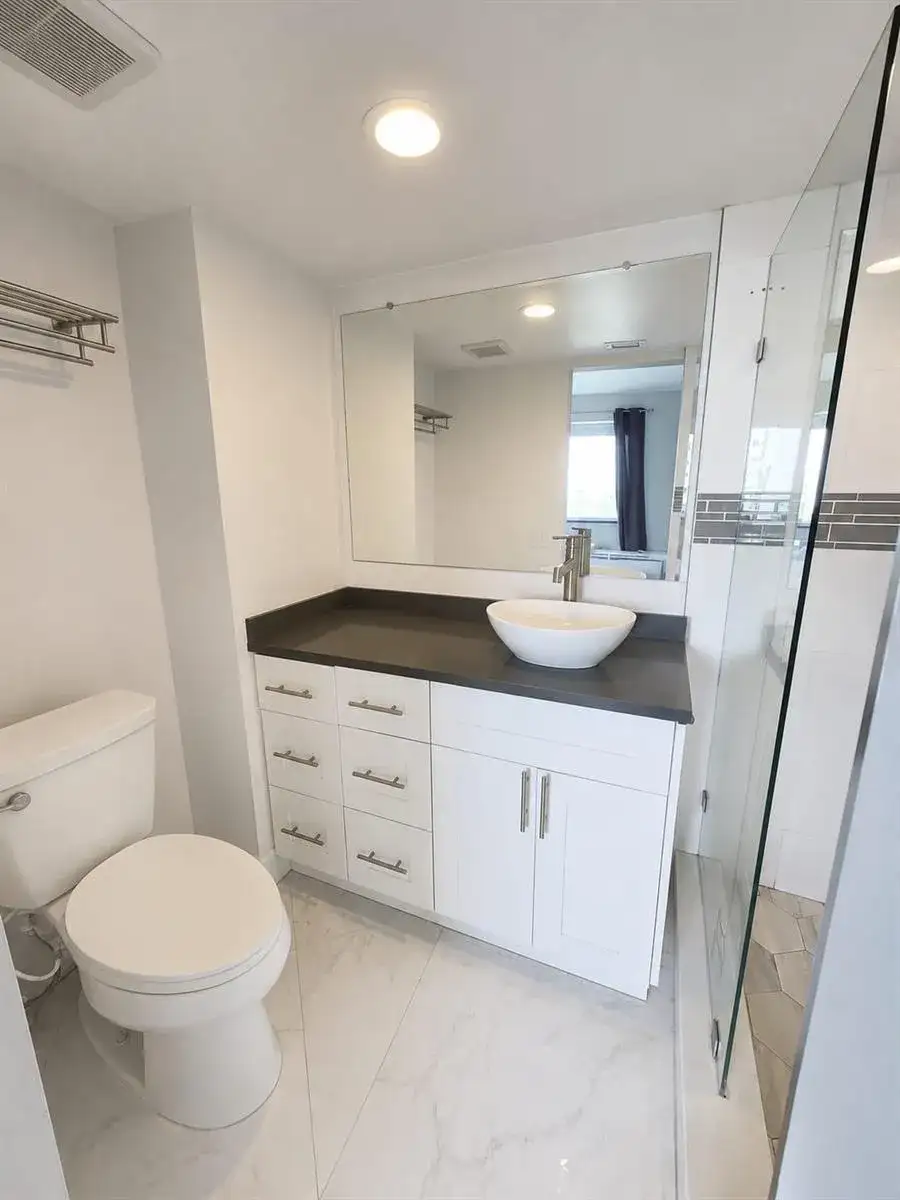 2106 S Cypress Bend Drive # 510, Pompano Beach FL 33069 photo 5