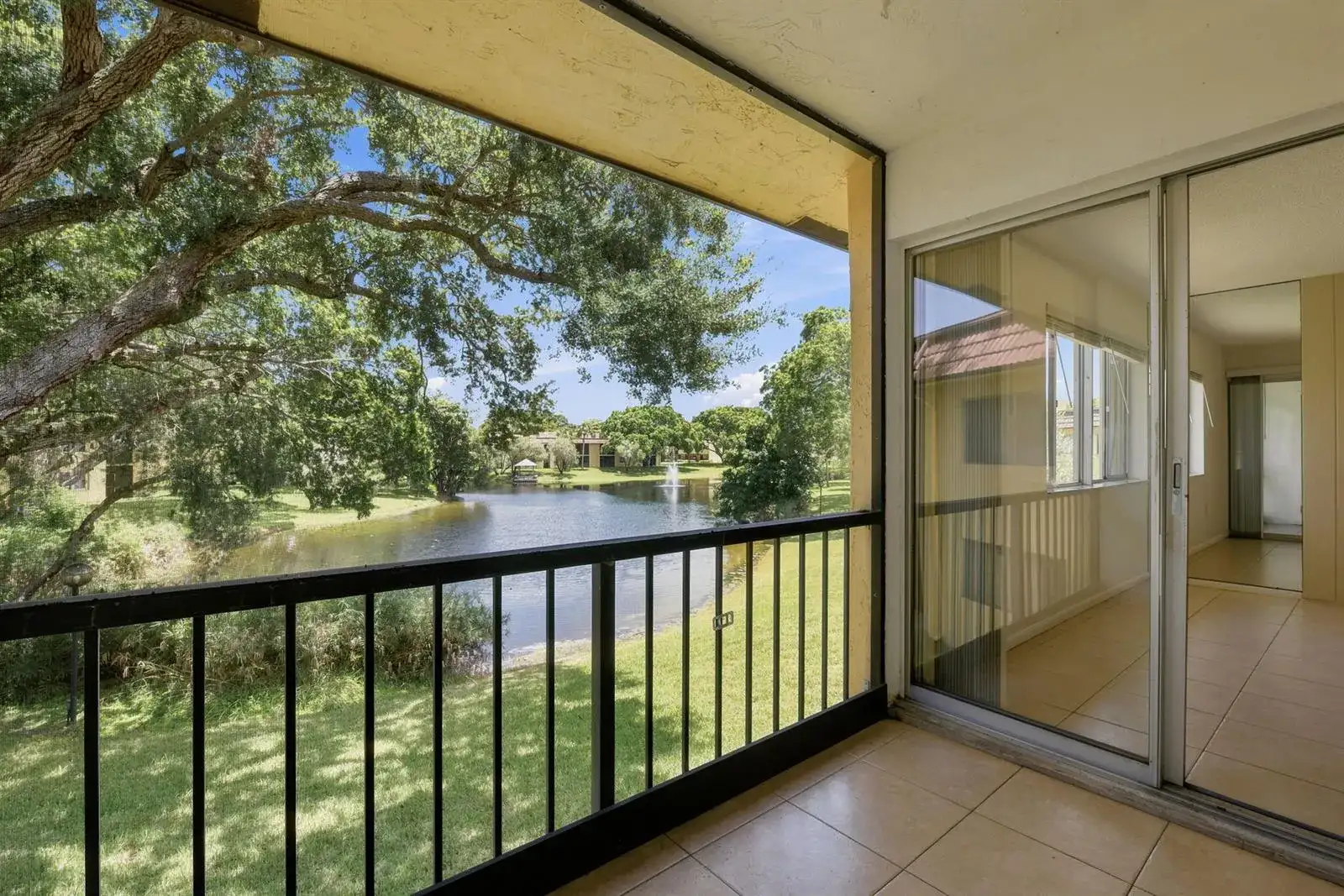 824 SW 9th Street Circle # 201, Boca Raton FL 33486 photo 2