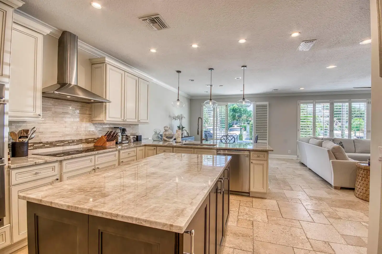 2245 Monet Road, North Palm Beach FL 33410 photo 4