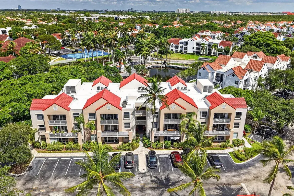 2731 Ocean Club Boulevard # 102, Hollywood FL 33019