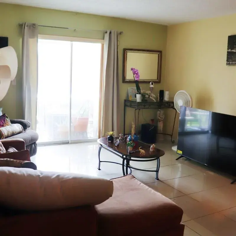 20500 NW 7th Avenue # 8, Miami Gardens FL 33169